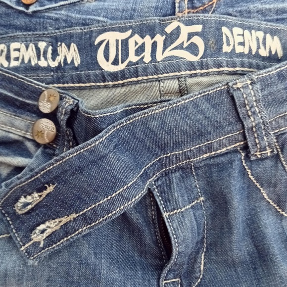 Ten25 Premium Jeans Womens 33x32x9 Blue Distressed Rhinestone Crown Back Pockets - Picture 9 of 13